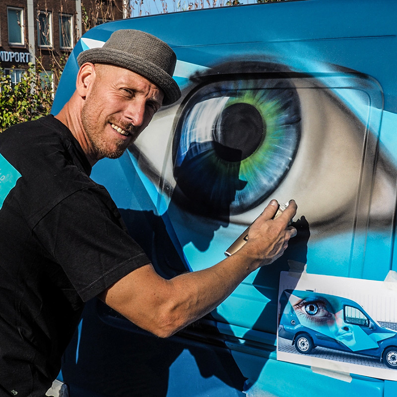 Graffiti on a car for POW WOW Rotterdam 2018 Marcus GOMAD Debie