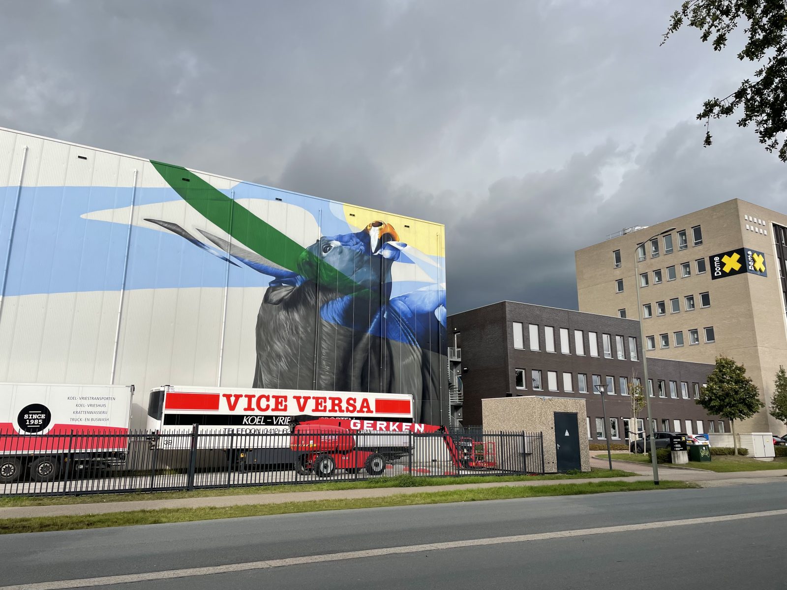 gomad grootste muurschildering van nederland vice versa oss