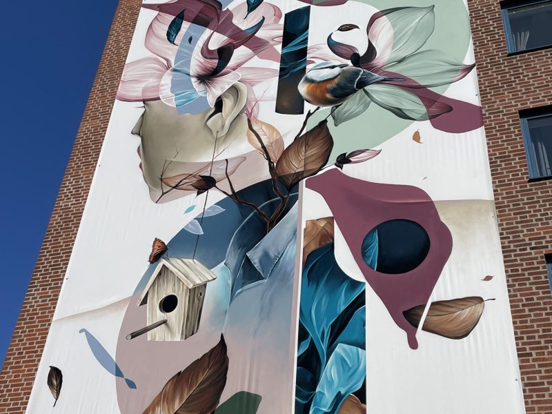 gomad-mural-flat-building-helsingborg-sweden 1 gomad mural flat building helsingborg sweden powwow